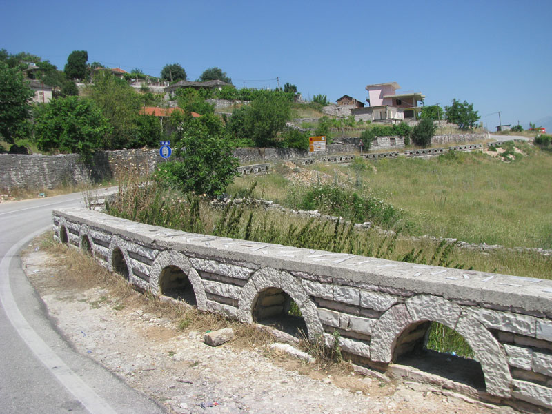  border=